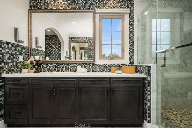 58 Riverboat, Irvine, CA 92602