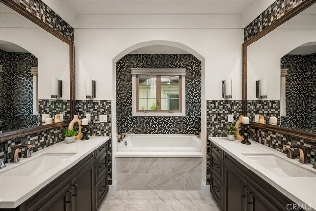 58 Riverboat, Irvine, CA 92602