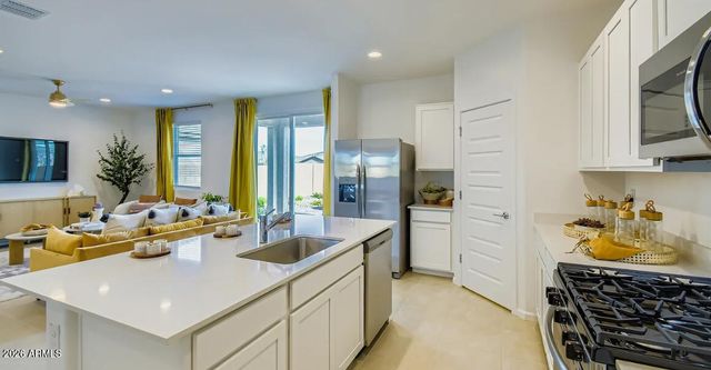 23204 W PARKWAY Drive, Buckeye, AZ 85326