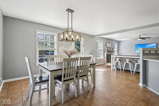 7647 Mansfield Way, Ingalls, IN 46048