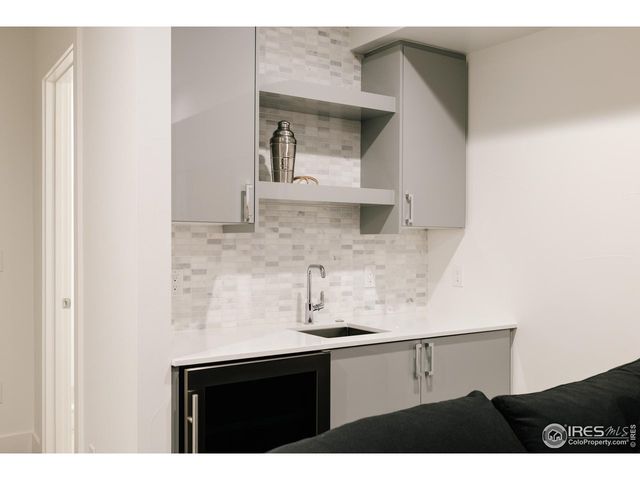 594 Saint Paul St, Denver, CO 80206