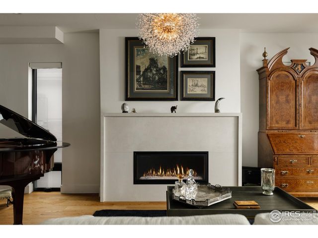 594 Saint Paul St, Denver, CO 80206