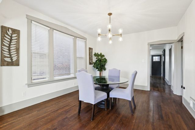 1910 Harvey Avenue, Berwyn, IL 60402