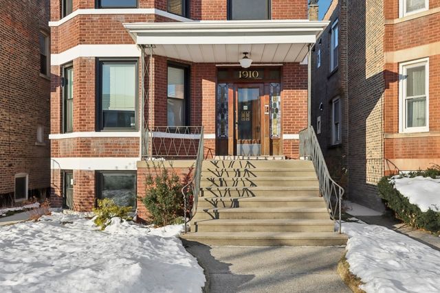 1910 Harvey Avenue, Berwyn, IL 60402