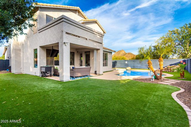 6409 W LUCIA Drive, Phoenix, AZ 85083