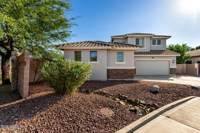 6409 W LUCIA Drive, Phoenix, AZ 85083