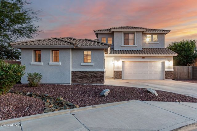 6409 W LUCIA Drive, Phoenix, AZ 85083