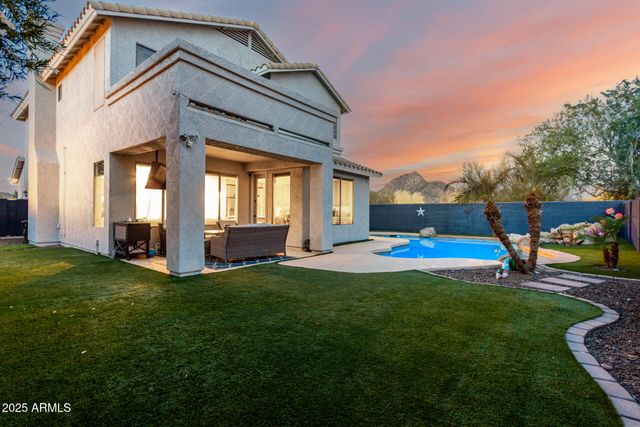 6409 W LUCIA Drive, Phoenix, AZ 85083