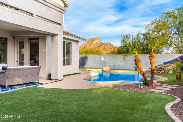 6409 W LUCIA Drive, Phoenix, AZ 85083