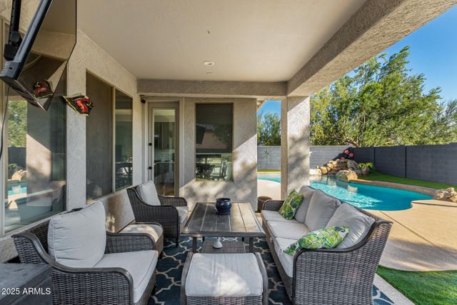 6409 W LUCIA Drive, Phoenix, AZ 85083