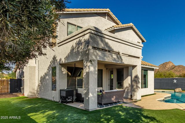 6409 W LUCIA Drive, Phoenix, AZ 85083