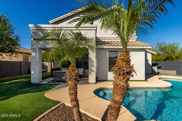 6409 W LUCIA Drive, Phoenix, AZ 85083