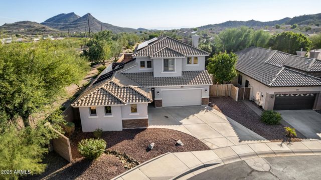 6409 W LUCIA Drive, Phoenix, AZ 85083