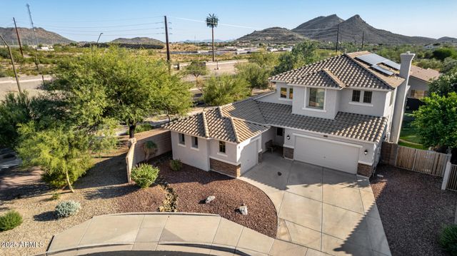 6409 W LUCIA Drive, Phoenix, AZ 85083