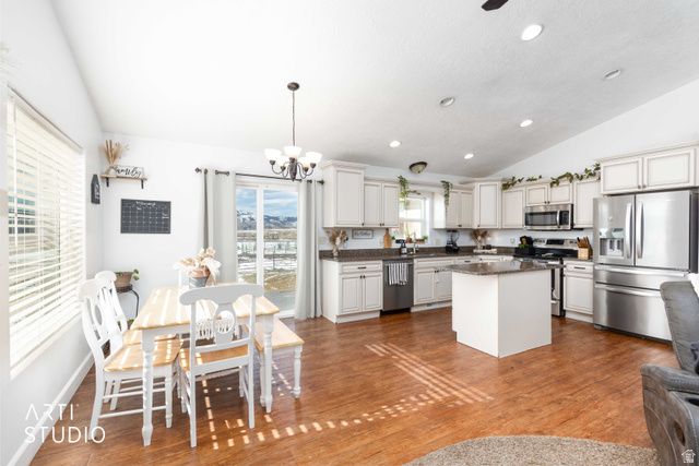 510 100 W, Georgetown, ID 83239