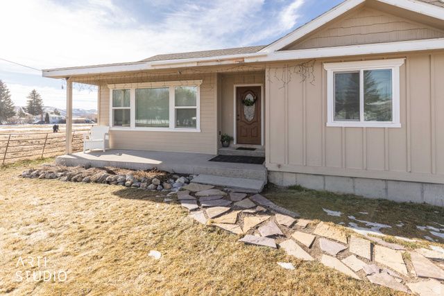 510 100 W, Georgetown, ID 83239