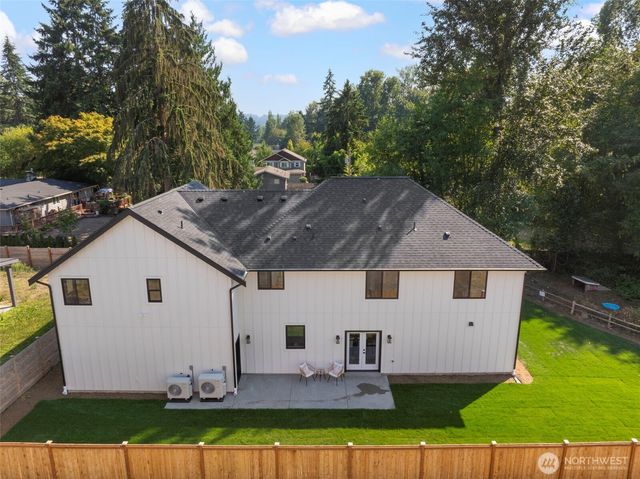 20101 75th Avenue NE, Kenmore, WA 98028