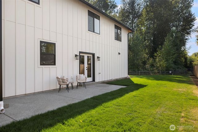 20101 75th Avenue NE, Kenmore, WA 98028