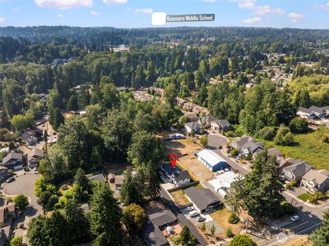 20101 75th Avenue NE, Kenmore, WA 98028