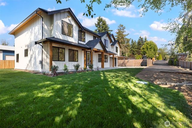 20101 75th Avenue NE, Kenmore, WA 98028