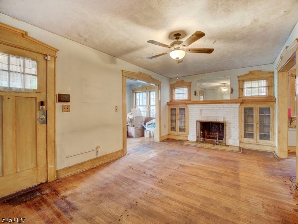 8 Whitman Ave, East Orange City, NJ 07017 — exterior