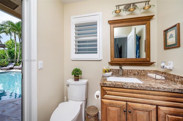 1551 SW 52nd Ter, Plantation, FL 33317