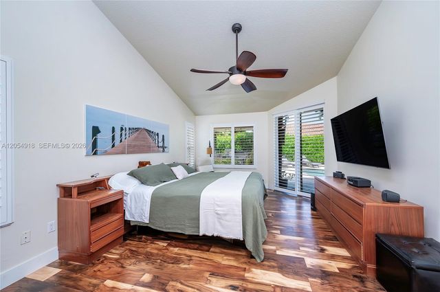 1551 SW 52nd Ter, Plantation, FL 33317