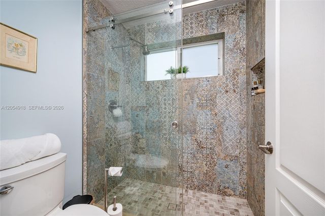 1551 SW 52nd Ter, Plantation, FL 33317