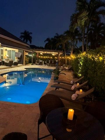 1551 SW 52nd Ter, Plantation, FL 33317