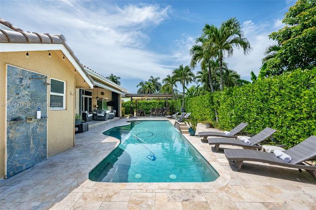 1551 SW 52nd Ter, Plantation, FL 33317