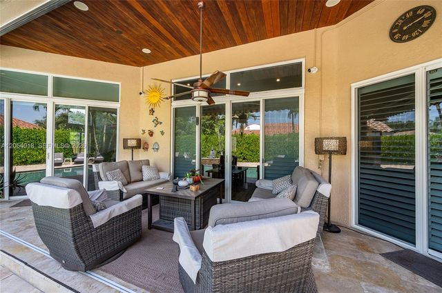 1551 SW 52nd Ter, Plantation, FL 33317