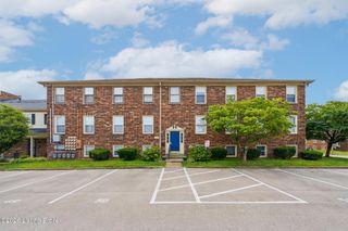 8126 Lake Terrace G11, Louisville, KY 40222