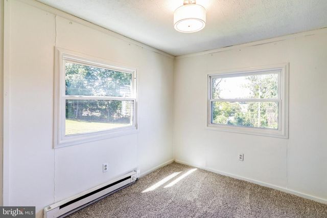 5497 STAMBAUGH RD, Spring Grove, PA 17362