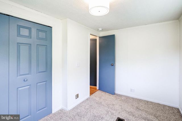 5497 STAMBAUGH RD, Spring Grove, PA 17362