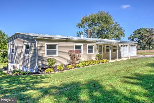 5497 STAMBAUGH RD, Spring Grove, PA 17362
