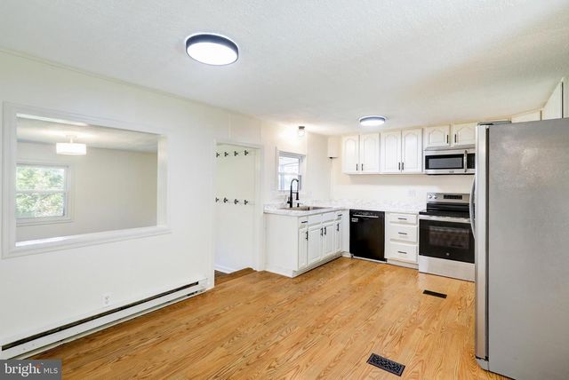 5497 STAMBAUGH RD, Spring Grove, PA 17362