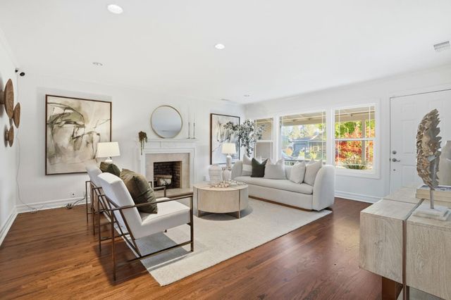 811 7th Avenue, Redwood City, CA 94063