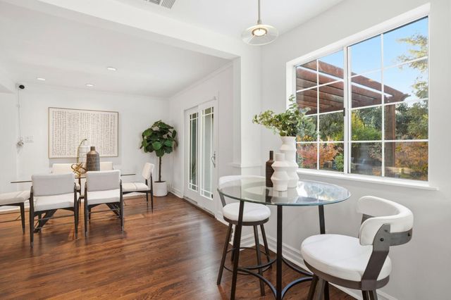 811 7th Avenue, Redwood City, CA 94063