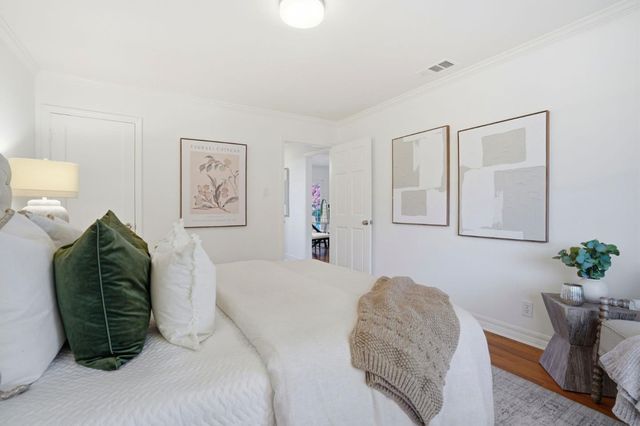 811 7th Avenue, Redwood City, CA 94063