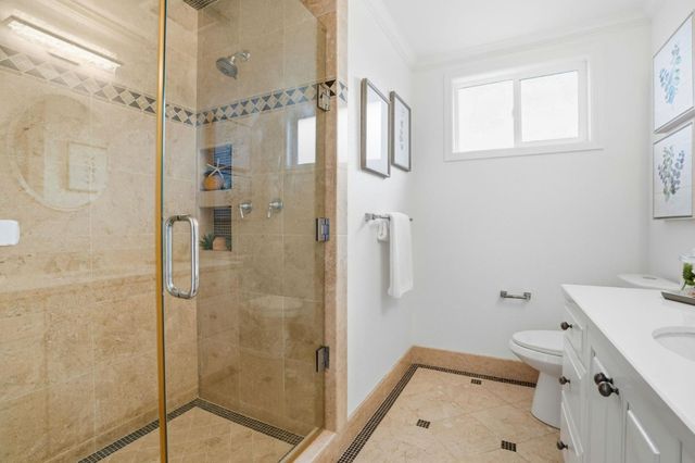 811 7th Avenue, Redwood City, CA 94063