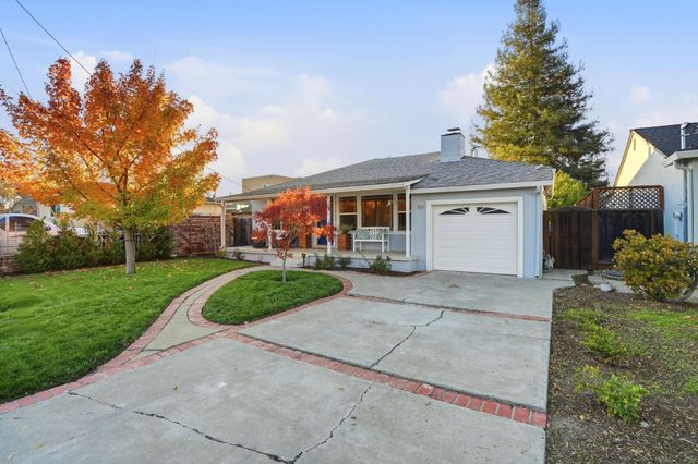 811 7th Avenue, Redwood City, CA 94063