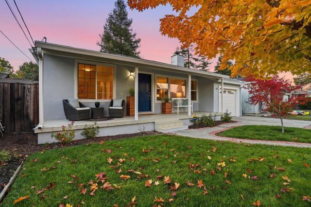 811 7th Avenue, Redwood City, CA 94063