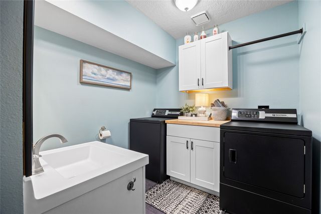 430 Highland Drive, Carlisle, IA 50047