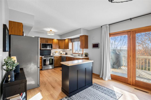 430 Highland Drive, Carlisle, IA 50047