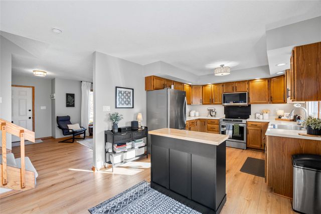 430 Highland Drive, Carlisle, IA 50047