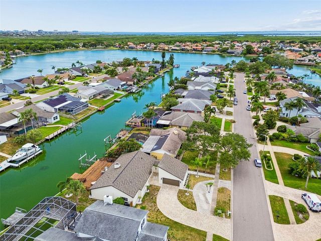5821 SCHOONER WAY, Tampa, FL 33615