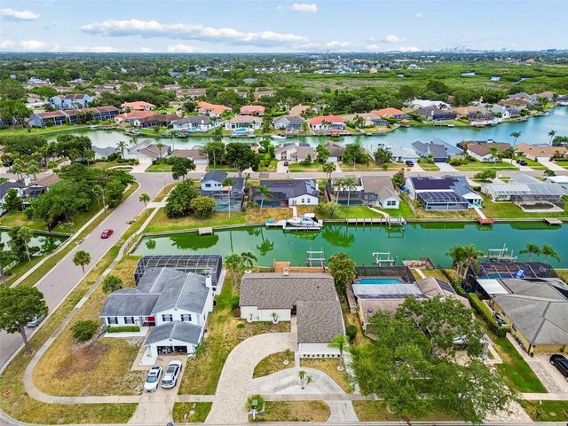 5821 SCHOONER WAY, Tampa, FL 33615