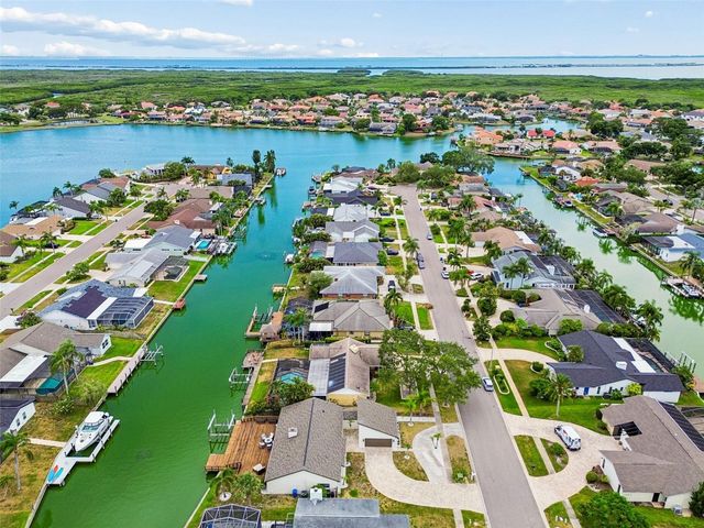 5821 SCHOONER WAY, Tampa, FL 33615
