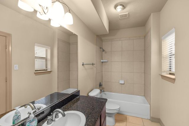 1607 Bass Street B, Houston, TX 77007