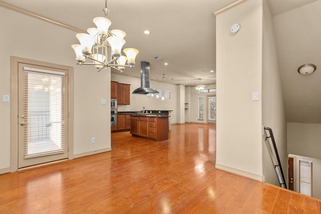 1607 Bass Street B, Houston, TX 77007